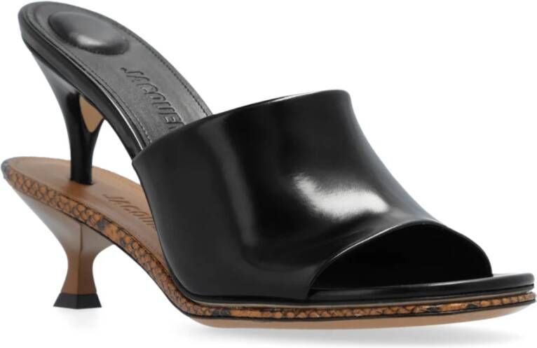 Jacquemus Gehakte pantoffels `Les Doubles` Black Dames