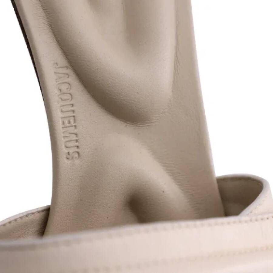 Jacquemus Pre-owned Leather heels Beige Dames