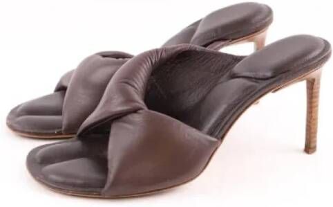 Jacquemus Pre-owned Leather heels Brown Dames