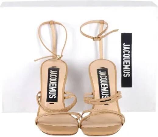 Jacquemus Pre-owned Leather sandals Beige Dames