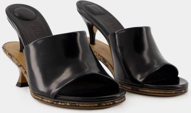 Jacquemus Zwarte Leren Muiltjes Sandalen Black Dames