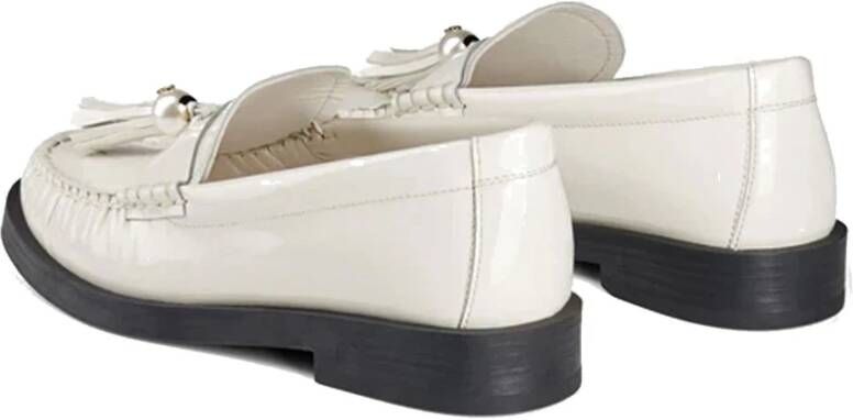 Jimmy Choo Leren loafers met pareldetail en franje Beige Dames