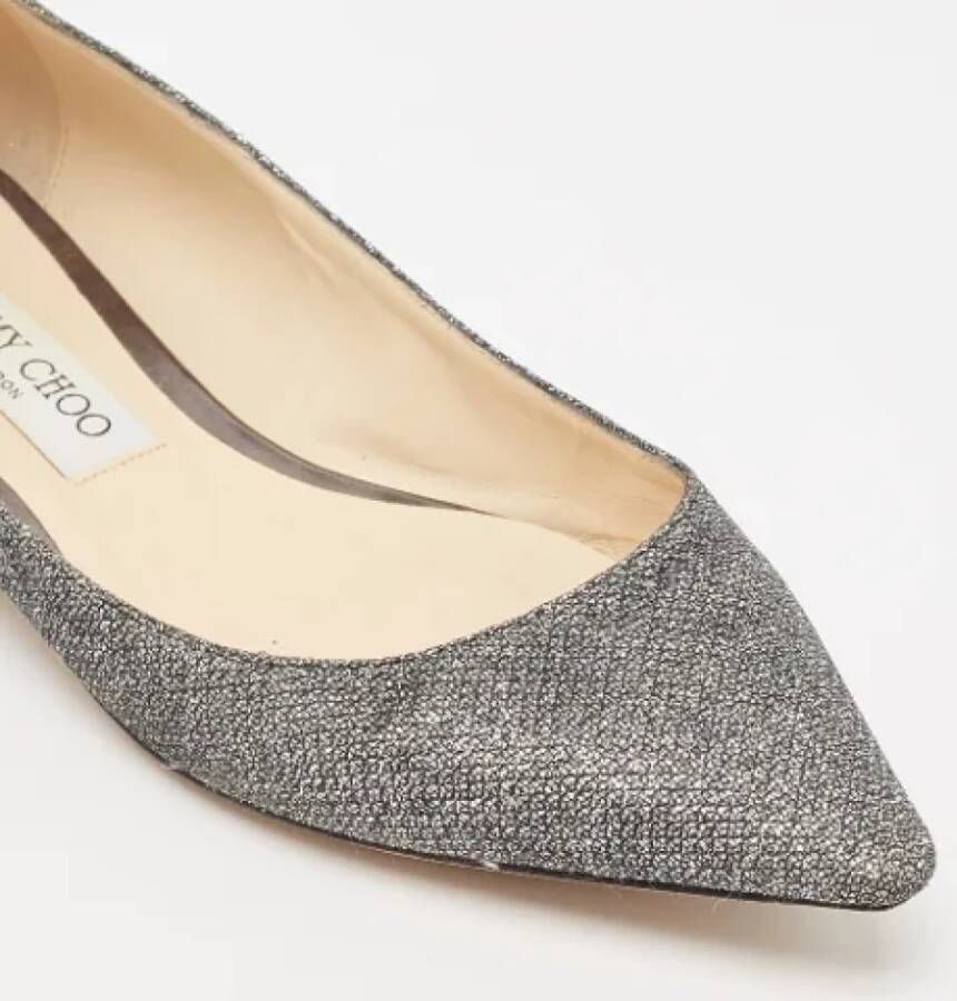 Jimmy Choo Pre-owned Fabric flats Gray Dames