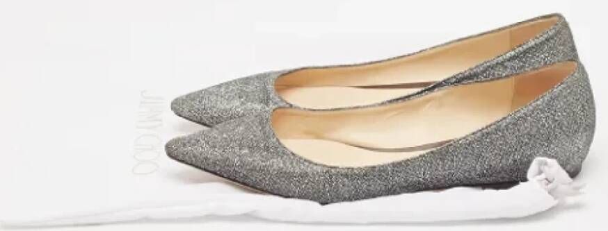 Jimmy Choo Pre-owned Fabric flats Gray Dames