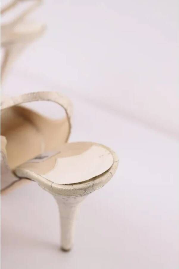 Jimmy Choo Pre-owned Fabric heels Beige Dames