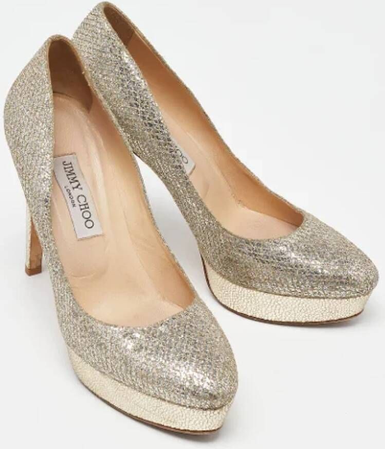 Jimmy Choo Pre-owned Fabric heels Yellow Dames