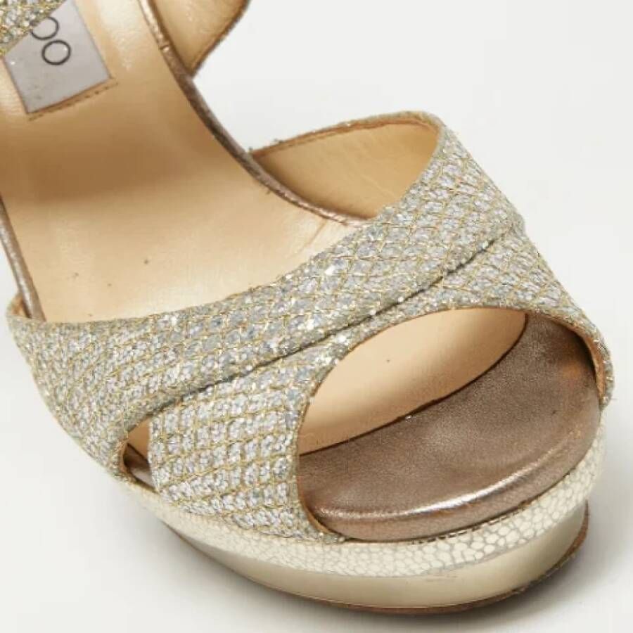 Jimmy Choo Pre-owned Lace sandals Yellow Dames