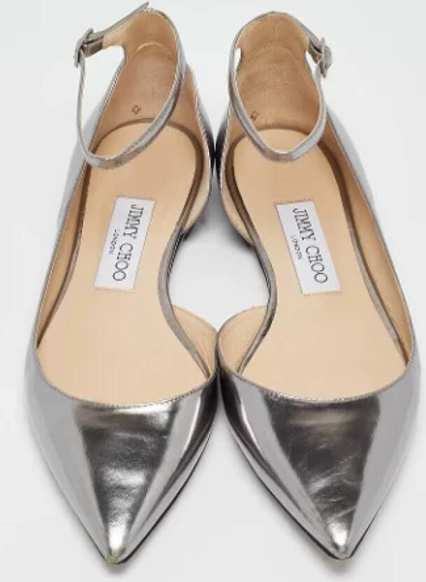 Jimmy Choo Pre-owned Leather flats Gray Dames