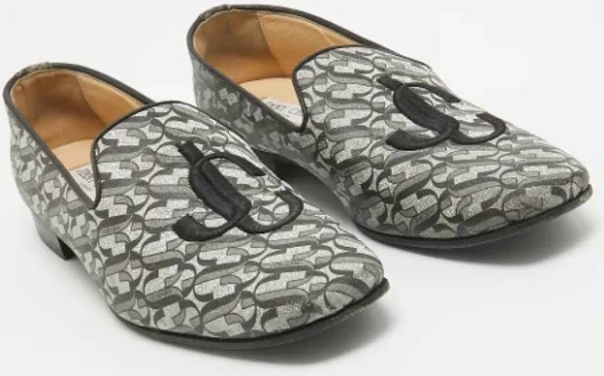 Jimmy Choo Pre-owned Leather flats Gray Dames