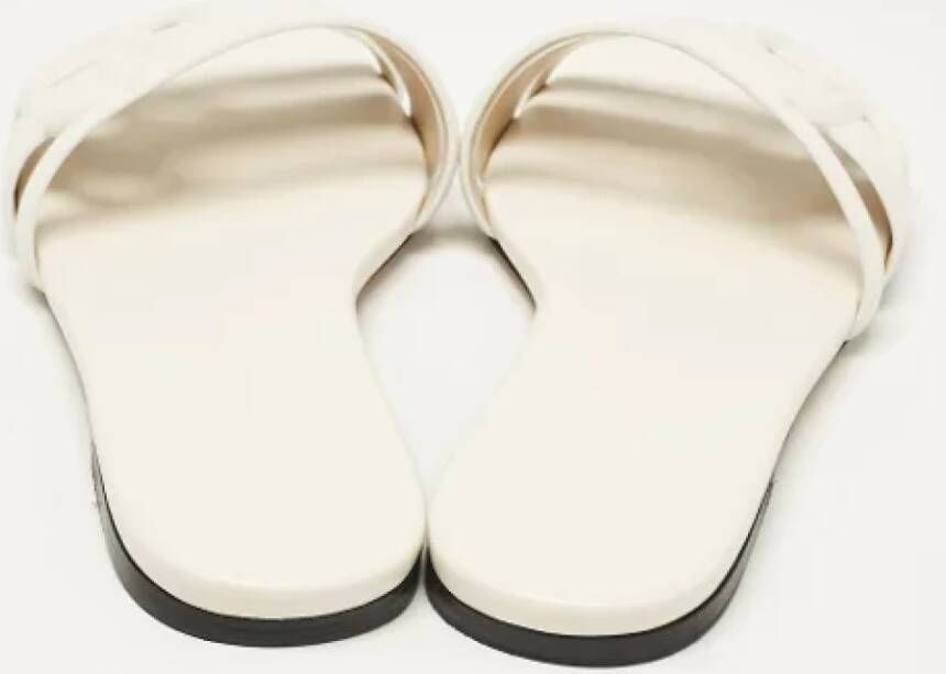 Jimmy Choo Pre-owned Leather flats White Dames