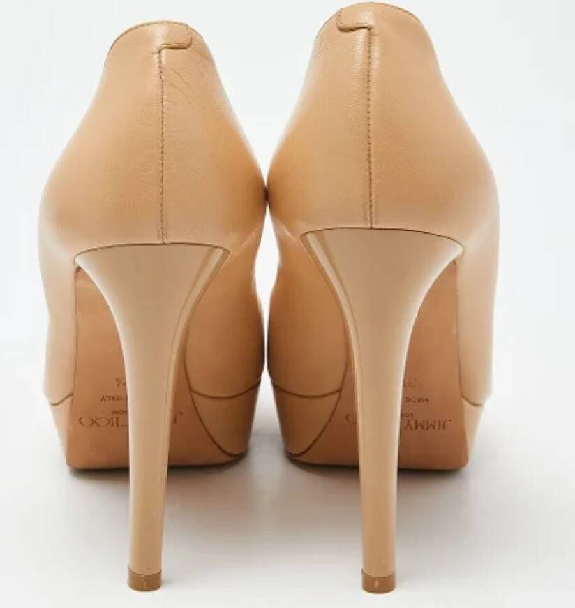 Jimmy Choo Pre-owned Leather heels Beige Dames