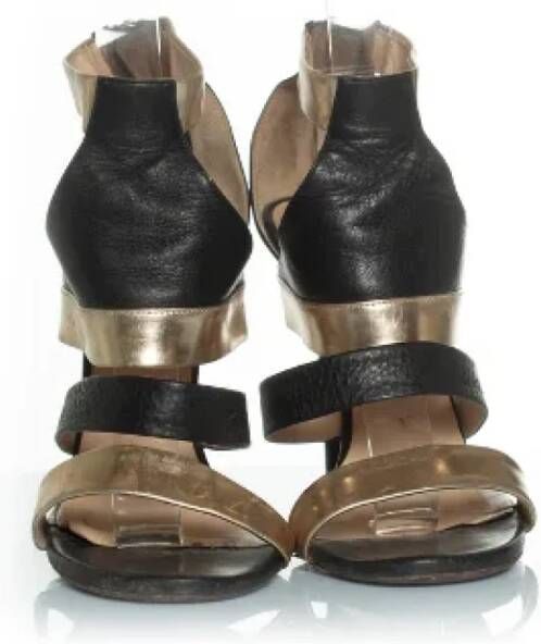 Jimmy Choo Pre-owned Leather heels Black Dames