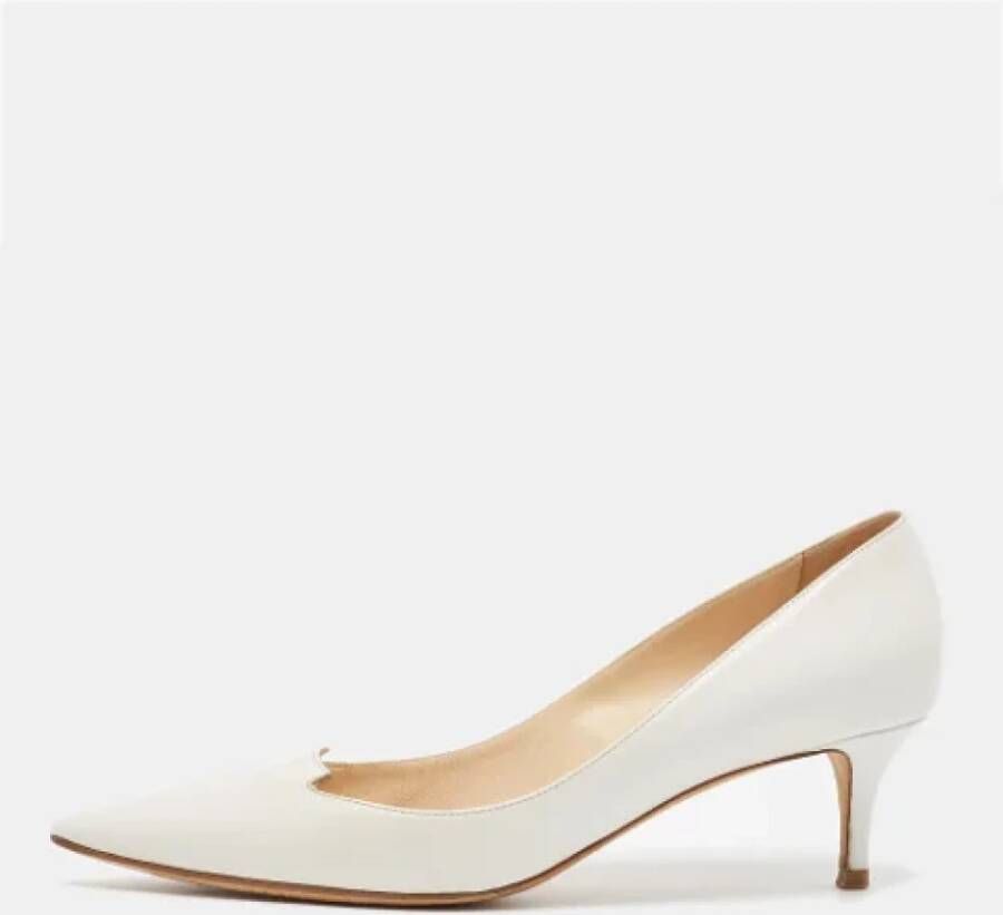 Jimmy Choo Pre-owned Leather heels White Dames