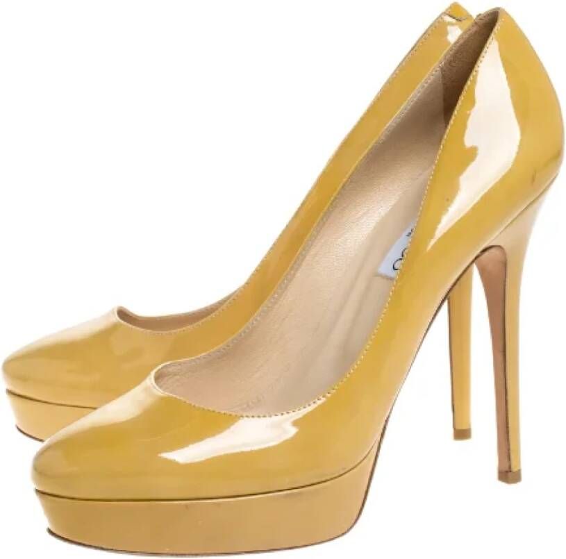 Jimmy Choo Pre-owned Leather heels Yellow Dames