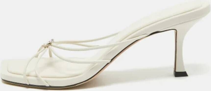 Jimmy Choo Pre-owned Leather sandals Beige Dames