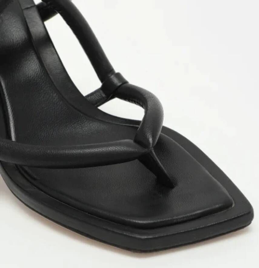 Jimmy Choo Pre-owned Leather sandals Black Dames