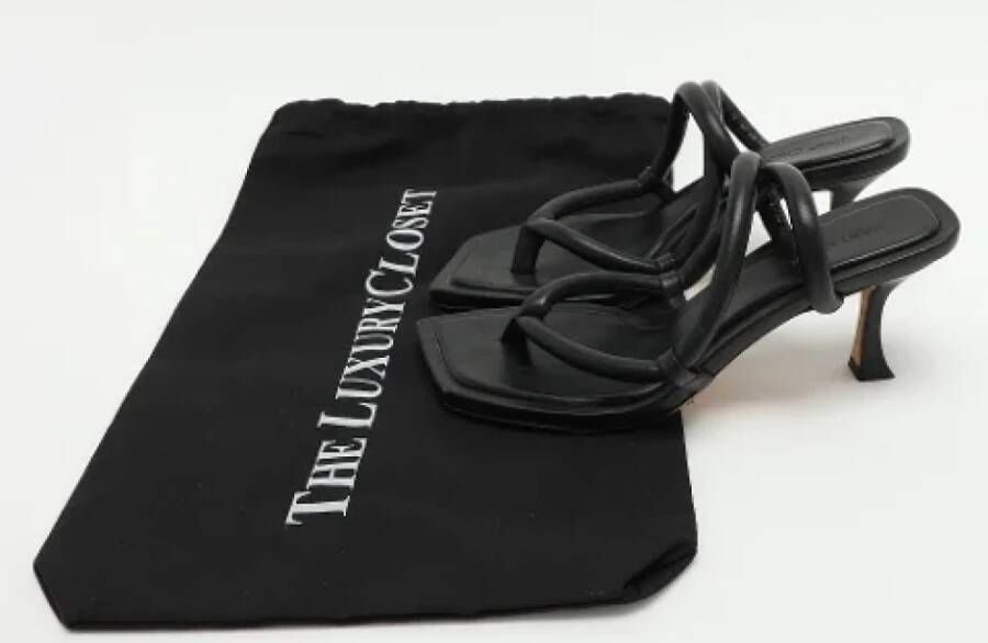 Jimmy Choo Pre-owned Leather sandals Black Dames