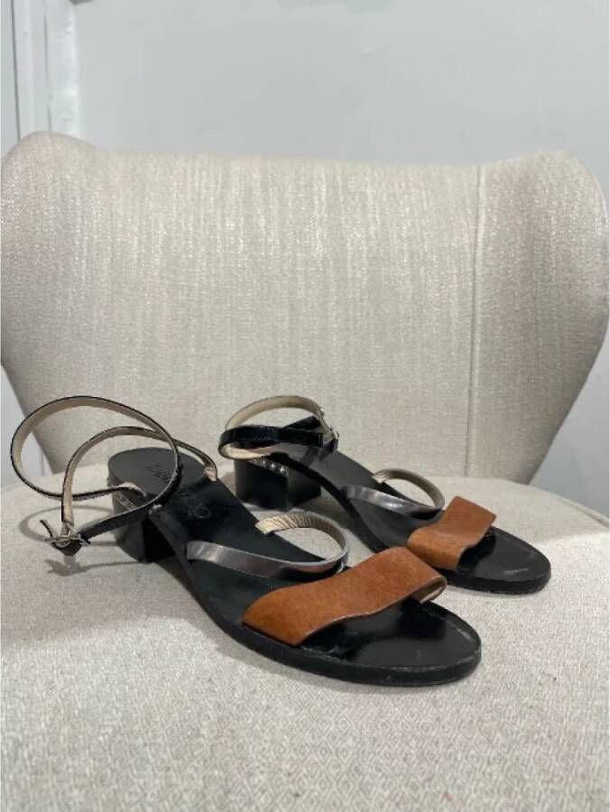 Jimmy Choo Pre-owned Leather sandals Brown Dames