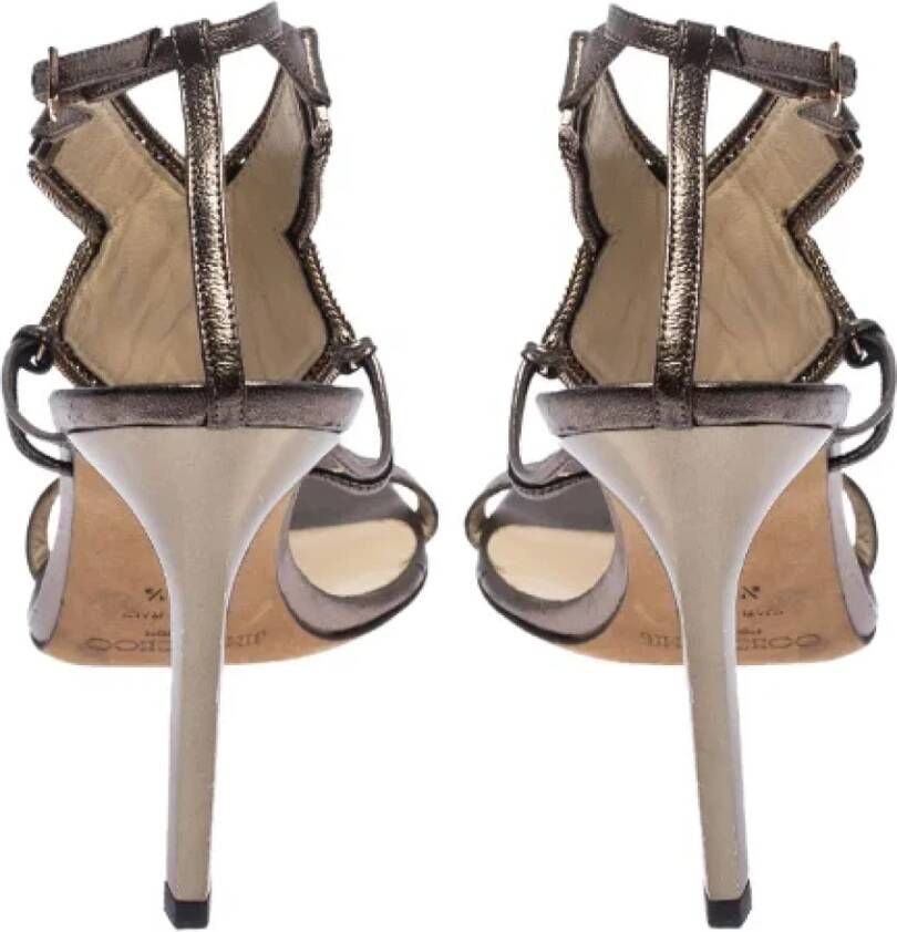 Jimmy Choo Pre-owned Leather sandals Gray Dames