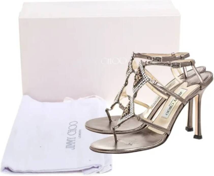 Jimmy Choo Pre-owned Leather sandals Gray Dames