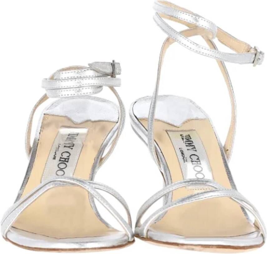 Jimmy Choo Pre-owned Leather sandals Gray Dames