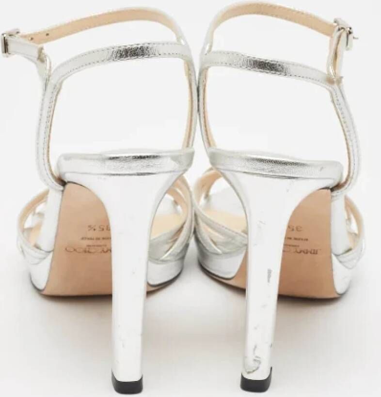 Jimmy Choo Pre-owned Leather sandals Gray Dames