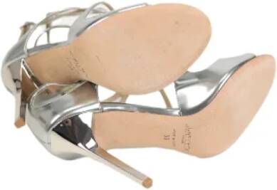 Jimmy Choo Pre-owned Leather sandals Gray Dames