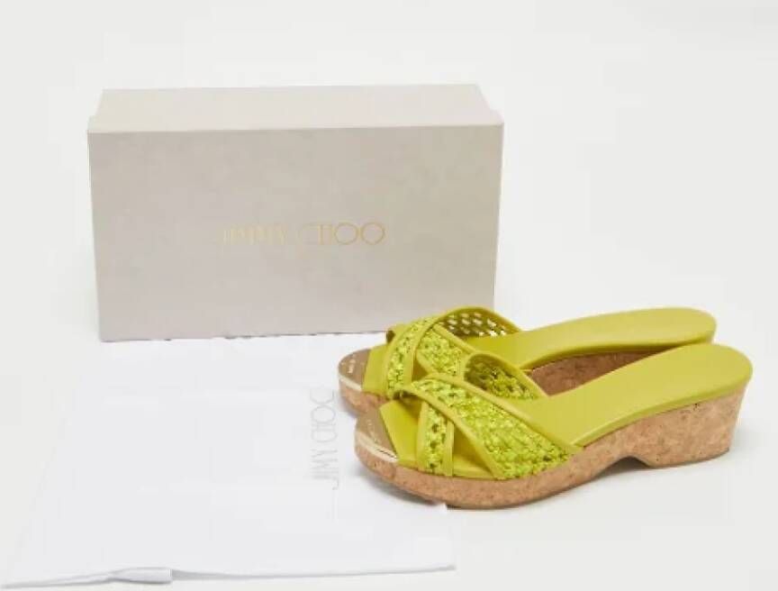 Jimmy Choo Pre-owned Leather sandals Green Dames