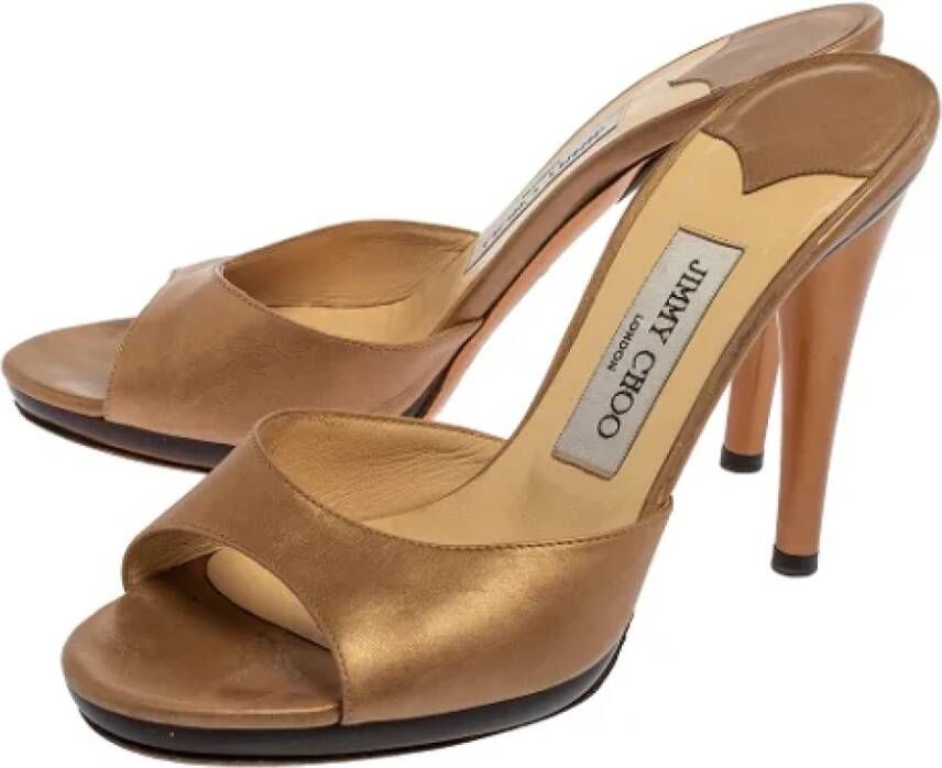 Jimmy Choo Pre-owned Leather sandals Yellow Dames