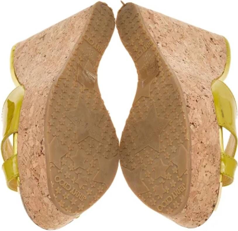 Jimmy Choo Pre-owned Leather sandals Yellow Dames