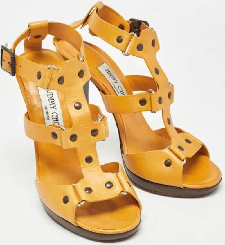 Jimmy Choo Pre-owned Leather sandals Yellow Dames