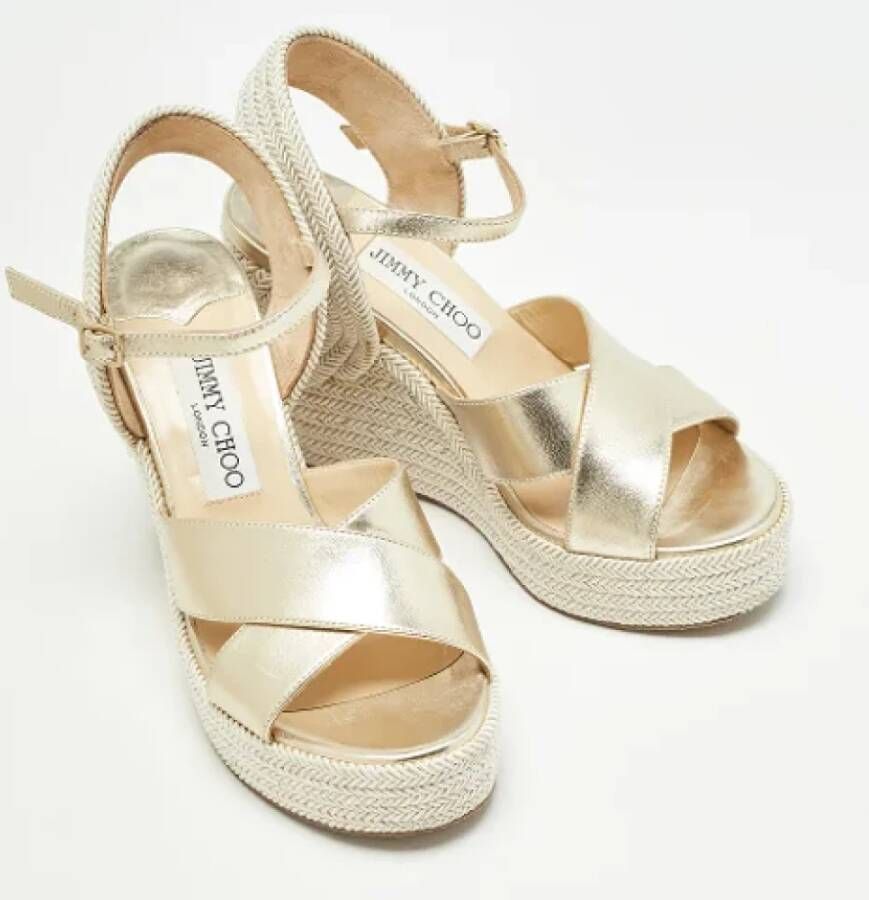 Jimmy Choo Pre-owned Leather sandals Yellow Dames