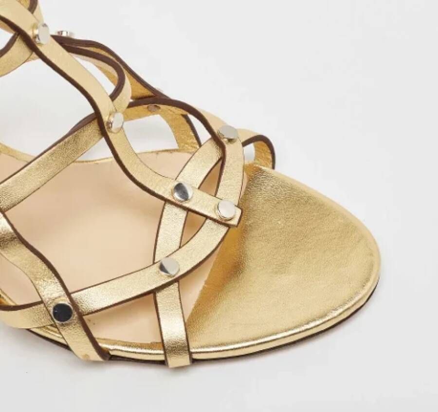 Jimmy Choo Pre-owned Leather sandals Yellow Dames