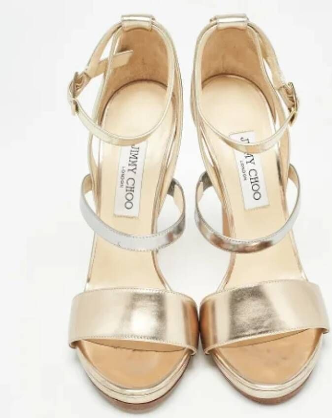 Jimmy Choo Pre-owned Leather sandals Yellow Dames