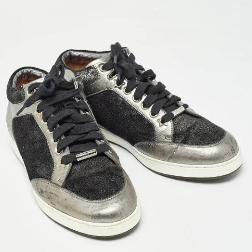 Jimmy Choo Pre-owned Leather sneakers Gray Dames