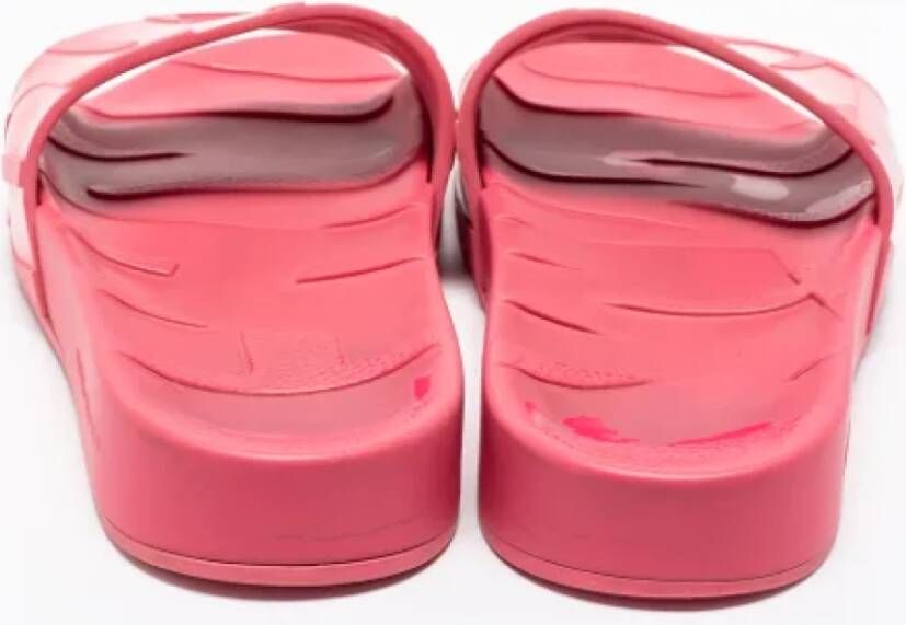 Jimmy Choo Pre-owned Rubber flats Pink Dames