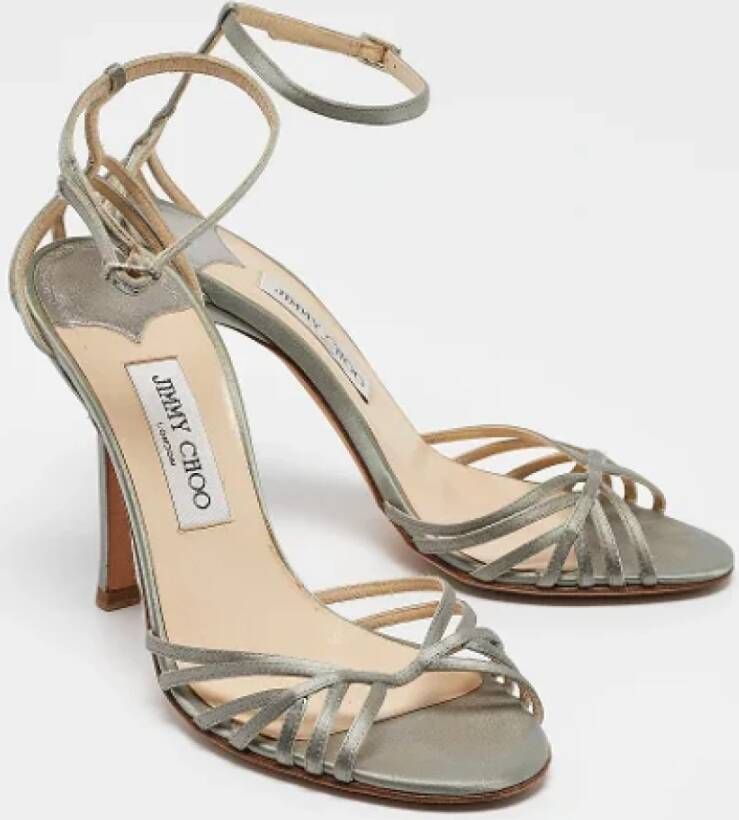 Jimmy Choo Pre-owned Satin sandals Gray Dames