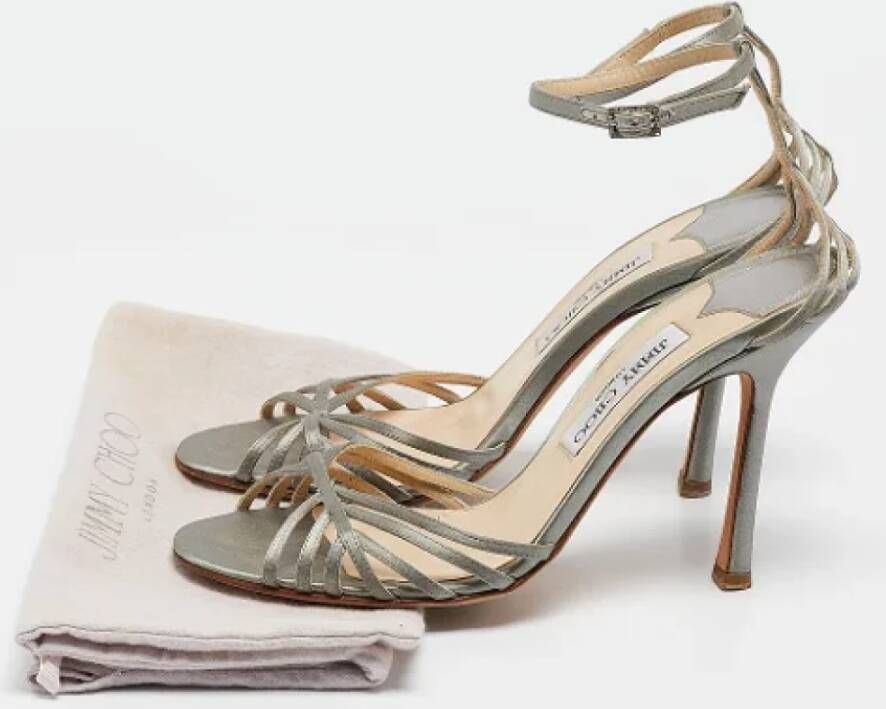 Jimmy Choo Pre-owned Satin sandals Gray Dames