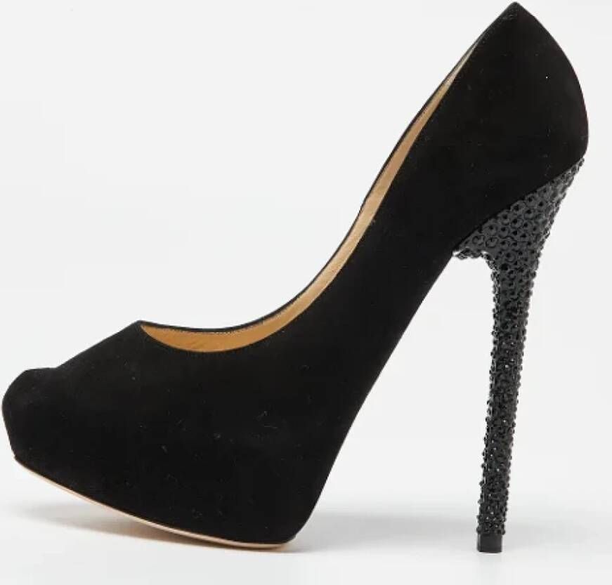 Jimmy Choo Pre-owned Suede heels Black Dames