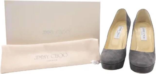 Jimmy Choo Pre-owned Suede heels Gray Dames