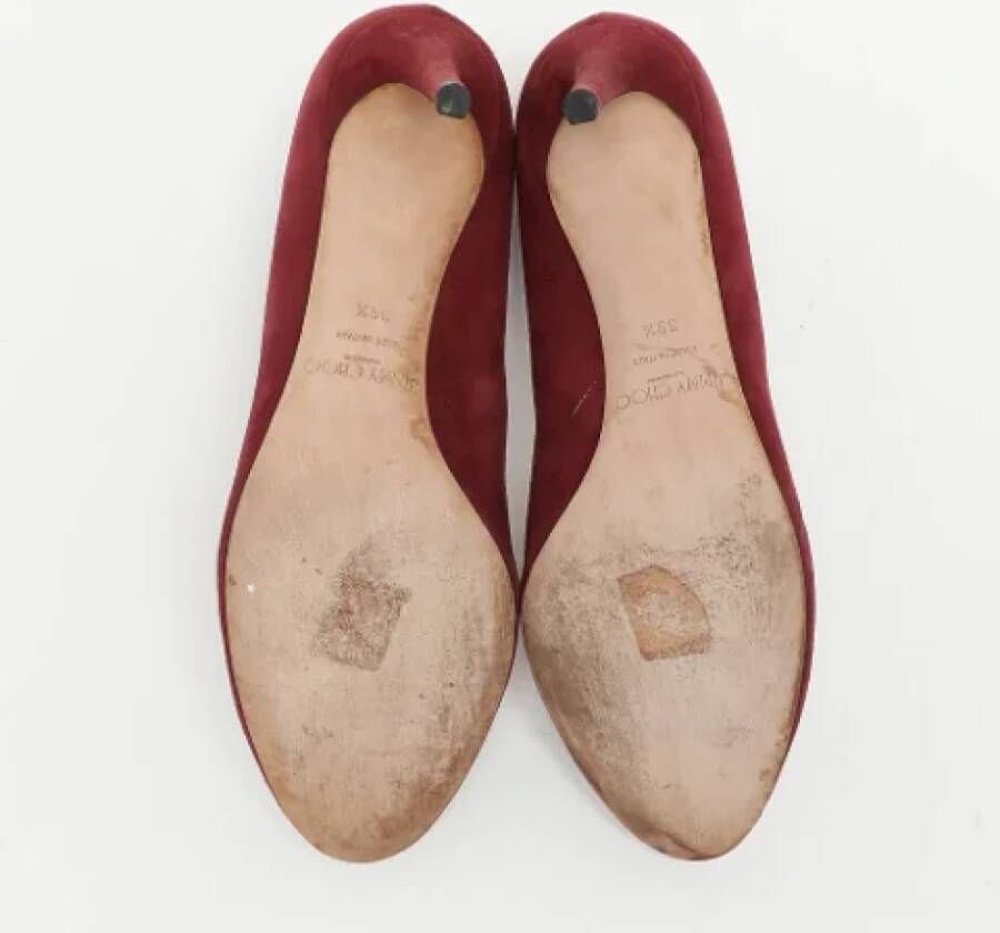 Jimmy Choo Pre-owned Suede heels Red Dames