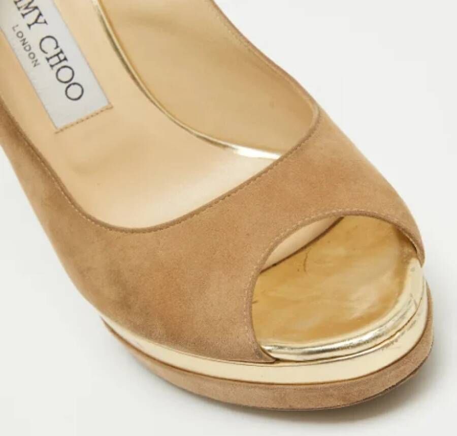 Jimmy Choo Pre-owned Suede sandals Beige Dames