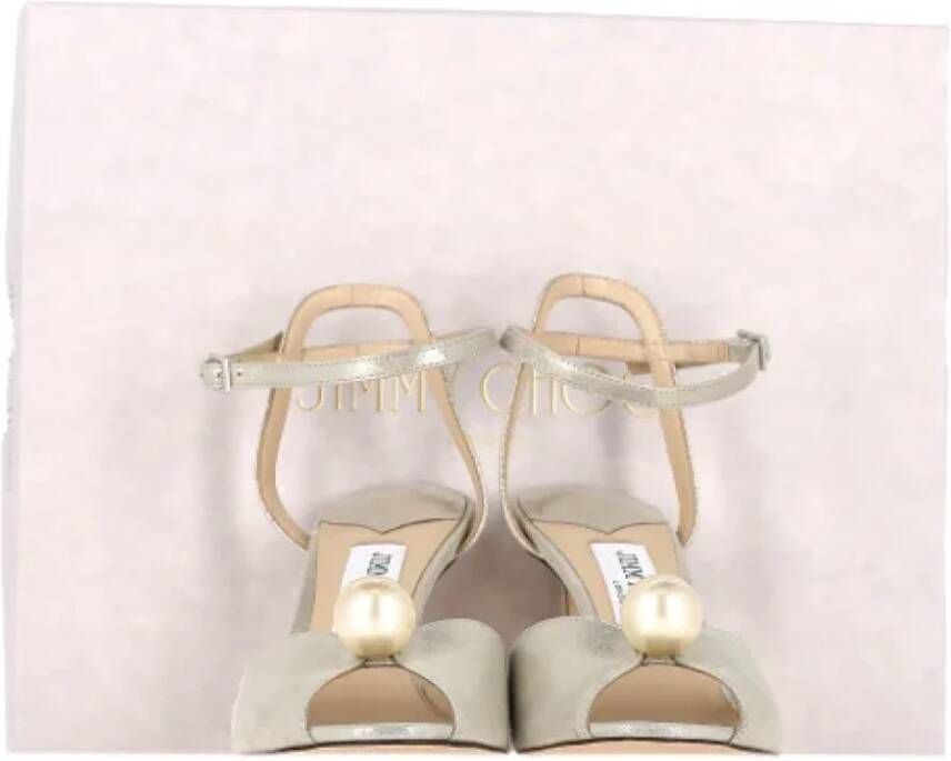 Jimmy Choo Pre-owned Suede sandals Beige Dames