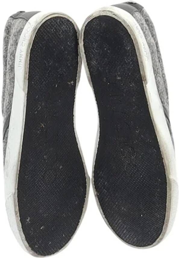 Jimmy Choo Pre-owned Wool flats Gray Dames