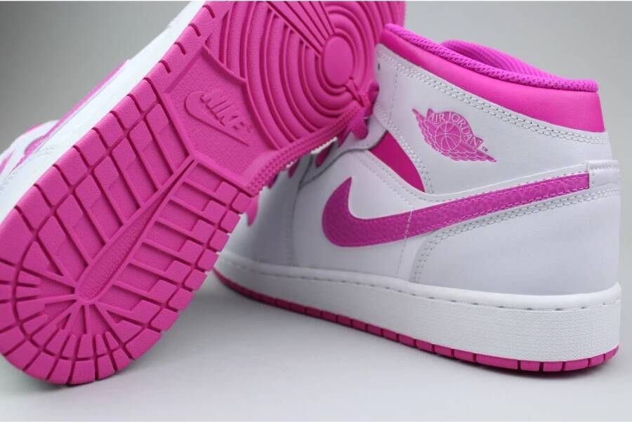 Jordan Fire Pink Mid-Top Sneaker Pink Dames