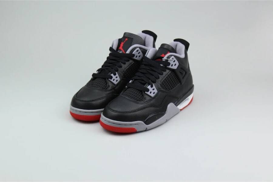 Jordan Gedurfde Retro Sneakers 'Bred Reimagined' Black Dames