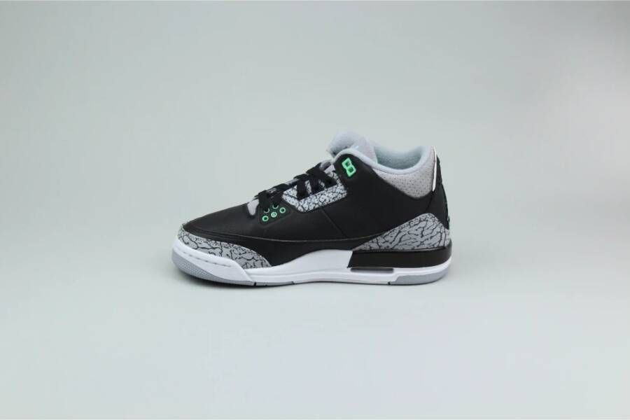 Jordan Groene Gloed Retro Sneakers Black Dames