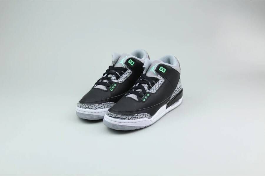 Jordan Groene Gloed Retro Sneakers Black Dames