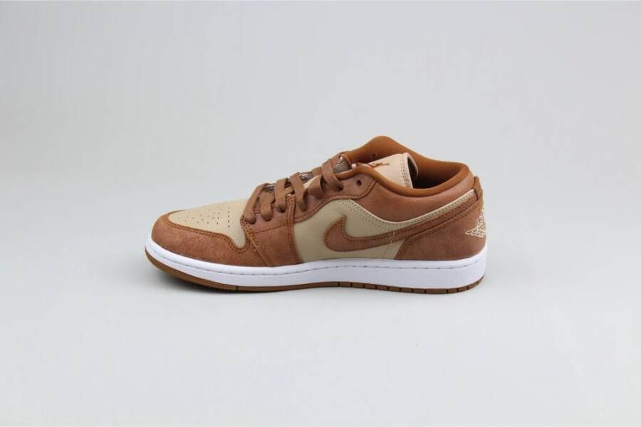 Jordan Koffiebruine Lage Sneakers Brown Dames