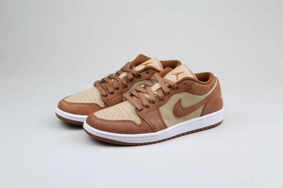 Jordan Koffiebruine Lage Sneakers Brown Dames